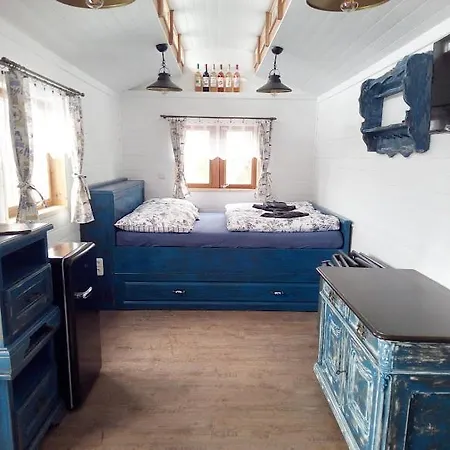 U Lesa Ranch Na Hranici Baska