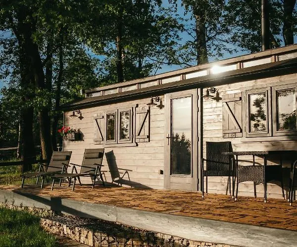 Semesterbostad U Lesa Ranch Na Hranici