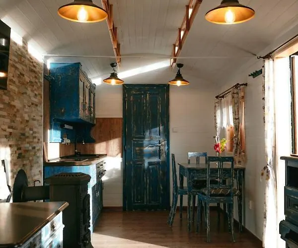 U Lesa Ranch Na Hranici 펜션 Baska
